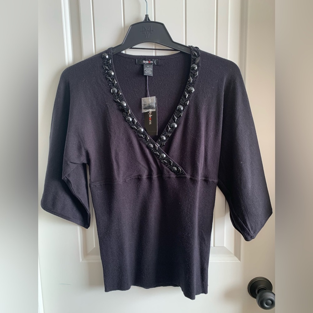 Style Co. Womans Pullover Knit Top, V-Neck, Short Sleeves, Beaded, Black, XL